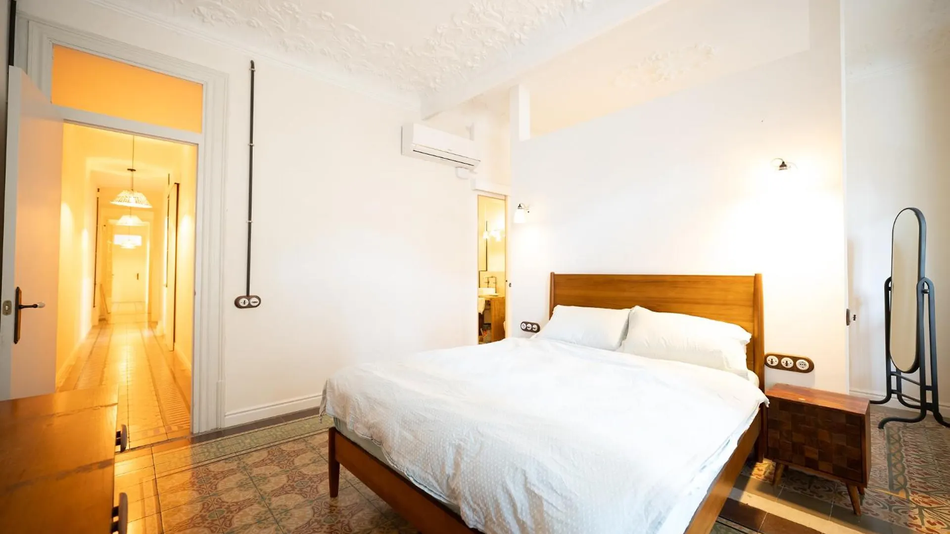 شقة Stylish Retreat In Catalonia برشلونة